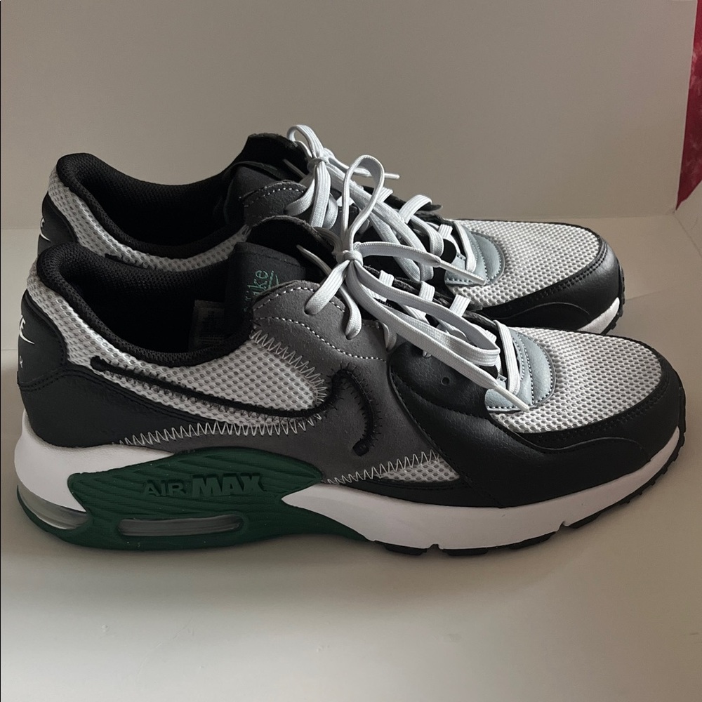 Nike Air Max Black and Gray Sneakers